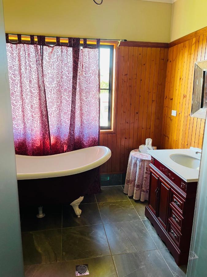 Golden Lace B&B Sarina Eksteriør bilde
